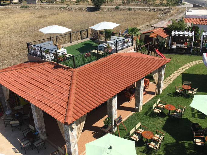 Others 5, Socrates Studios and Suites, South Aegean