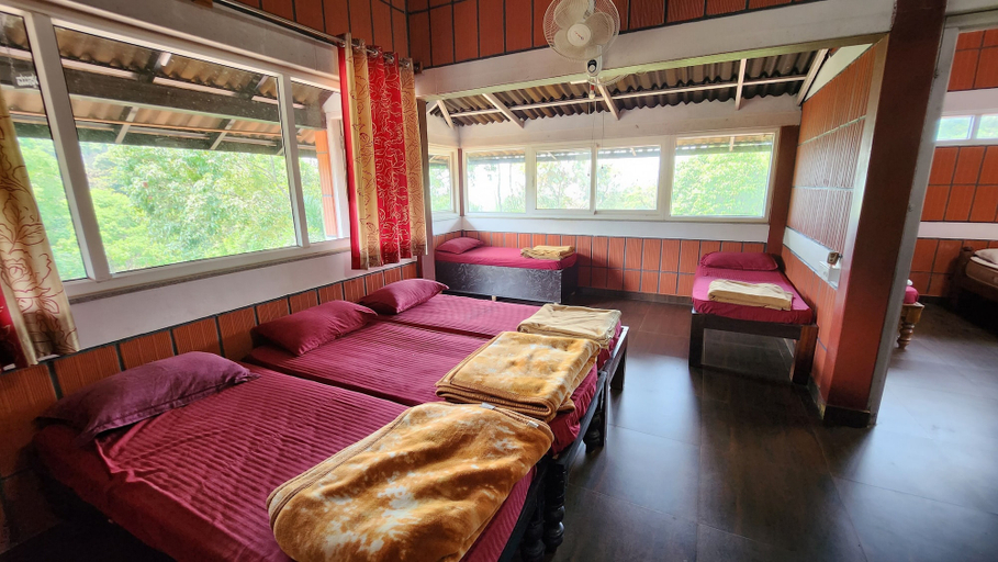Bedroom 3, I-ROOMZ Donimoole Homestay, Chikmagalur