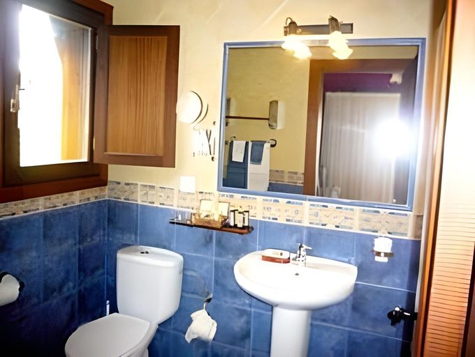Bathroom 2, Posada El Bosque, Cantabria