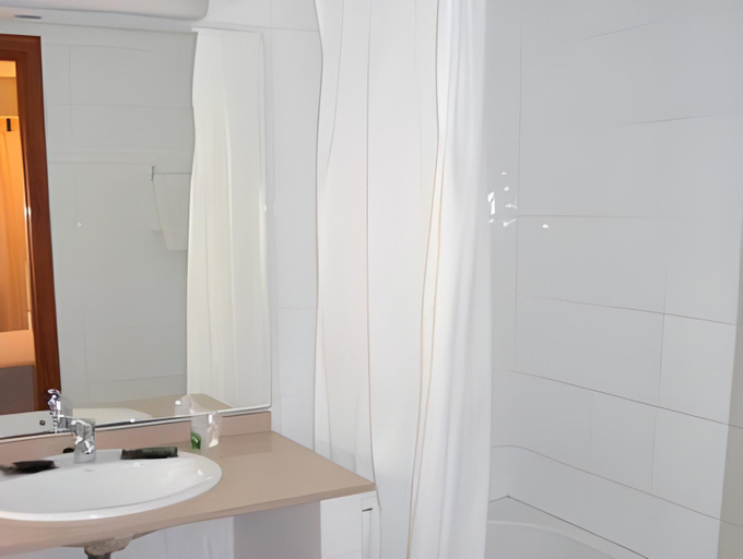 Bathroom 4, Hotel Gatell, Barcelona