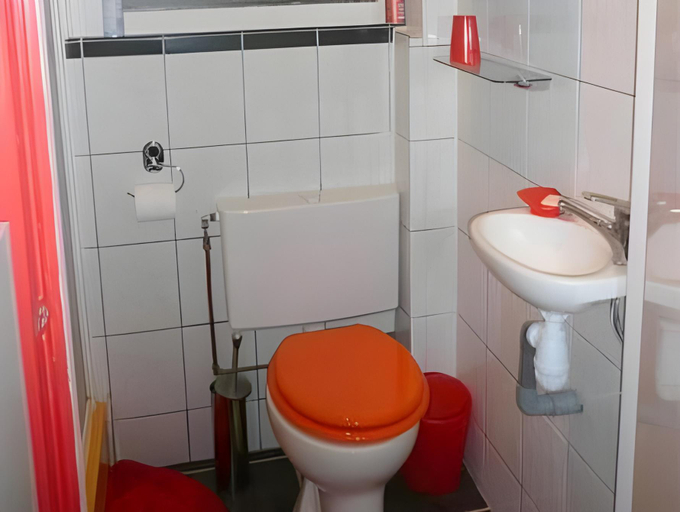 Bathroom 2, Xaviera's Bed and Breakfast, Amsterdam
