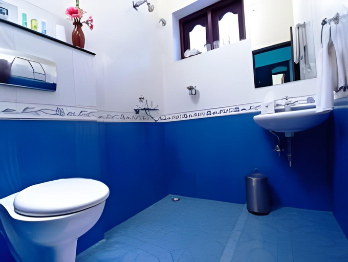 Bathroom 3, Tom's Inn Premium, Thiruvananthapuram