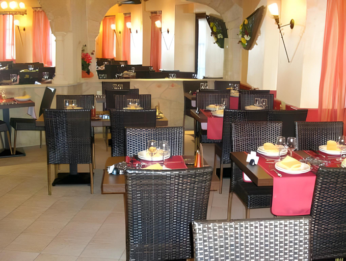 Food & Drinks 3, Logis Hotel Restaurant Cazes Arazat, Aveyron