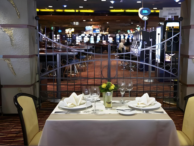 Food & Drinks 4, Korona, Resort & Entertainment, Kranjska Gora