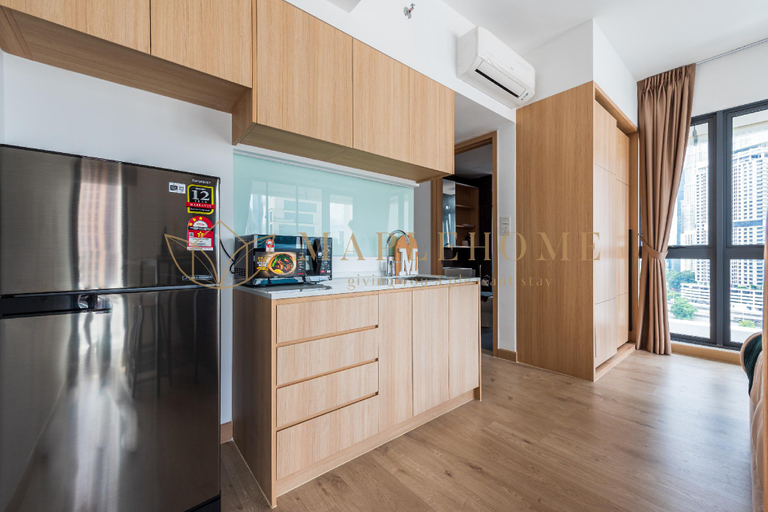 Dining Room 8