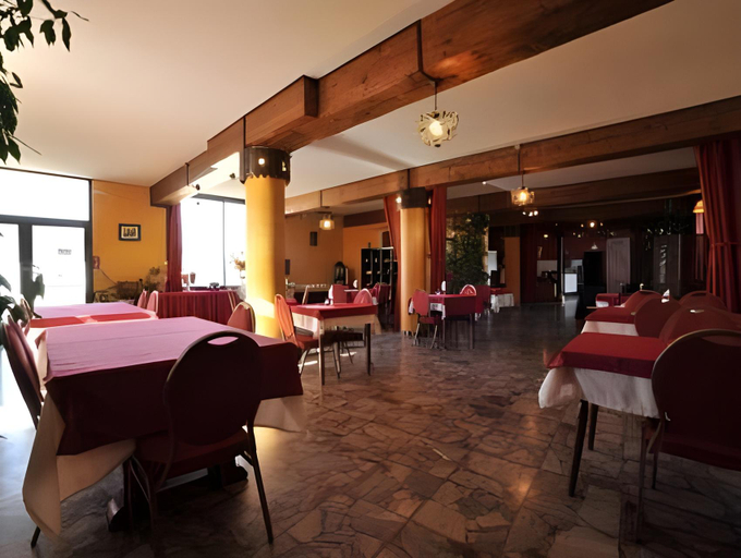 Food & Drinks 5, Hotel L'Hacienda, Bouches-du-Rhône