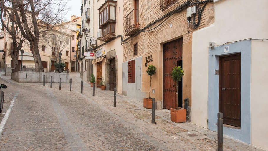 Others 4, Siete LLaves by Toledo AP, Toledo