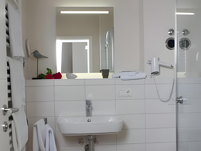 Bathroom 3, Holbinger Alm - Apartments, Berchtesgadener Land