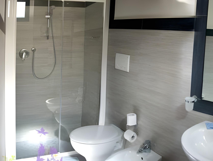 Bathroom 4, Hotel Villa Argia Rimini Marina Centro, Rimini