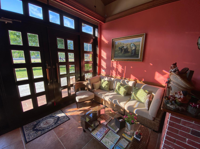 3, Luxembourg Hills Homestay, Yilan