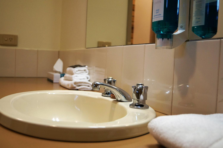 Bathroom 7