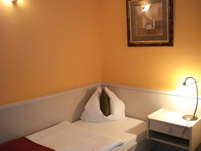 Bedroom 3, Hotel Skada City Colln, Köln