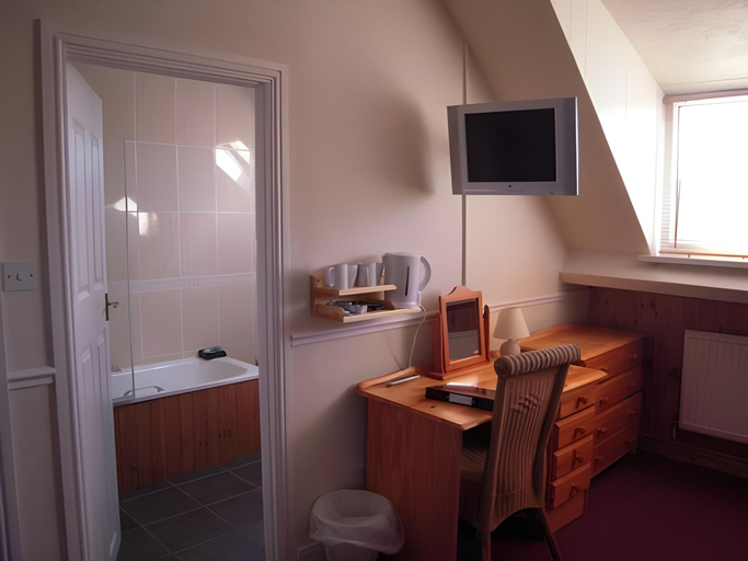 Others 5, Grosvenor Hotel, North Yorkshire