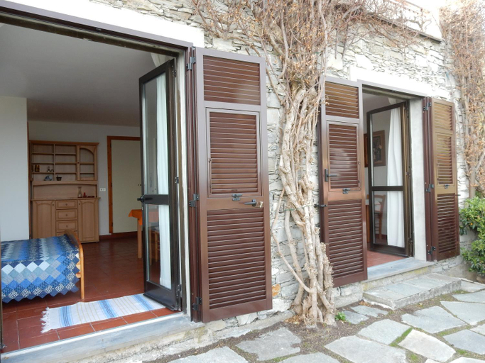 villa vista mare, Genova