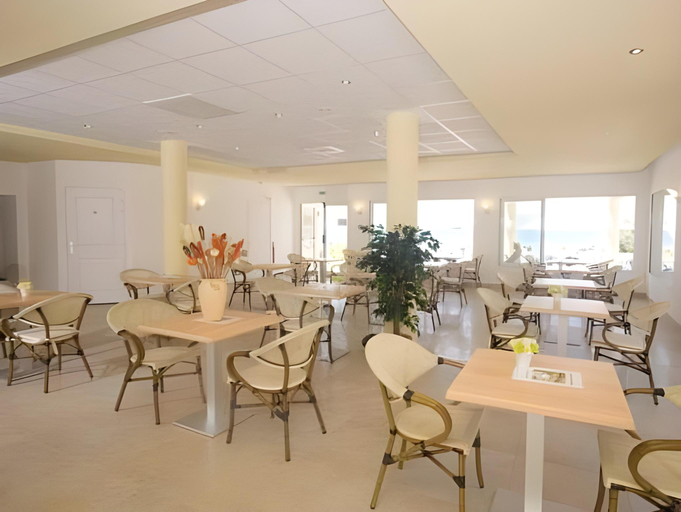 Food & Drinks 5, Au Tapis de Sable, Var