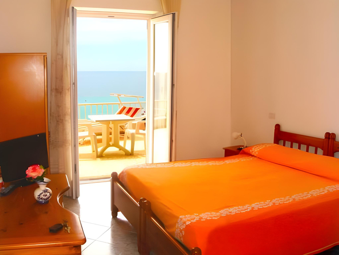 Bedroom 2, Hotel La Gondola, Napoli