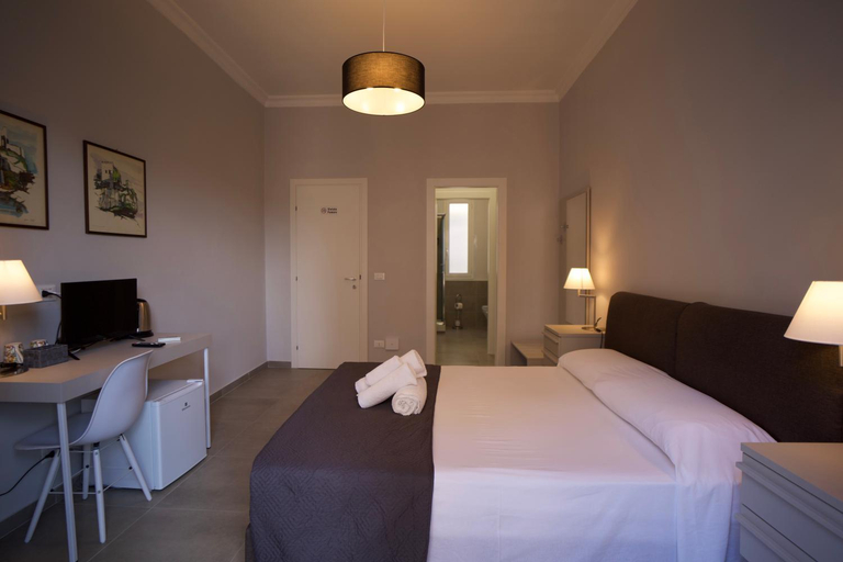 Others 3, Donna Franca Rooms and Suite, Palermo