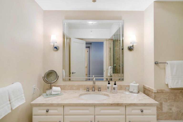 Bathroom 3, Casiola Residences at Four Seasons Miami Brickell, Miami-Dade