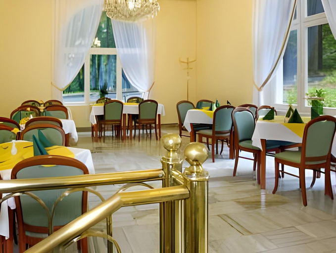 Food & Drinks 4, Svoboda Ensana Health Spa Hotel, Cheb