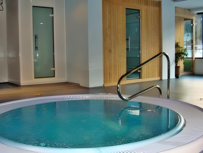 Sport & Beauty 3, Apartaments Turístics Els Llacs