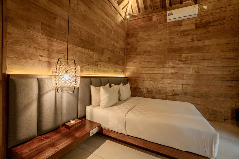 Bedroom 12