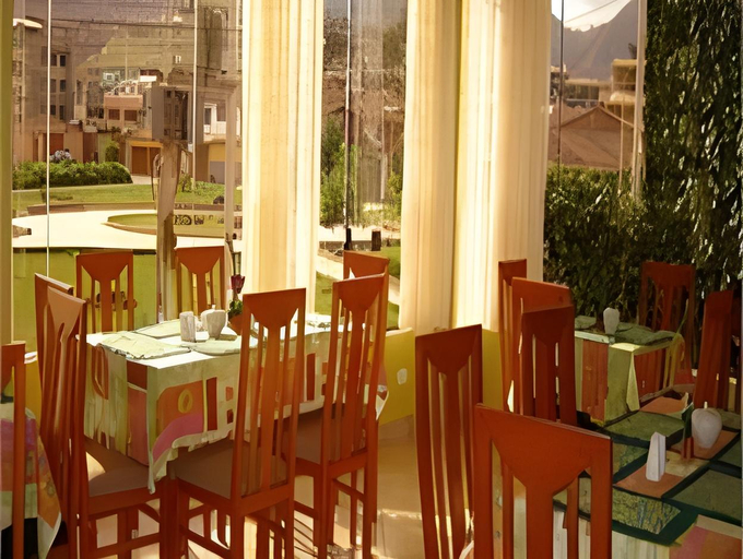 Food & Drinks 5, Torre Dorada Cusco, Cusco
