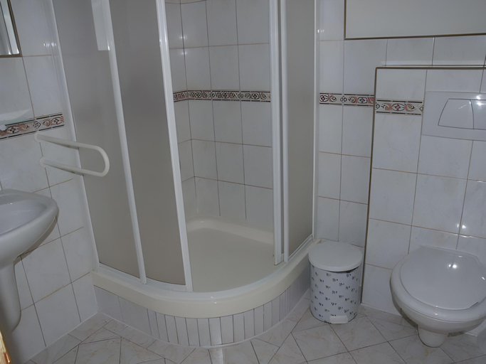Bathroom 2, Penzion ERIKA, Poprad