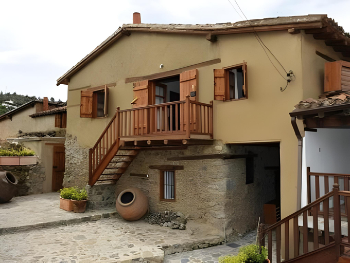 Others 3, Maritsa Lodge