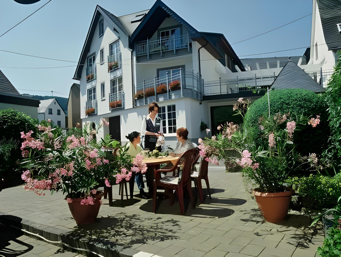 Exterior & Views 1, Hotel Halfenstube & Villa Spa 1894, Cochem-Zell