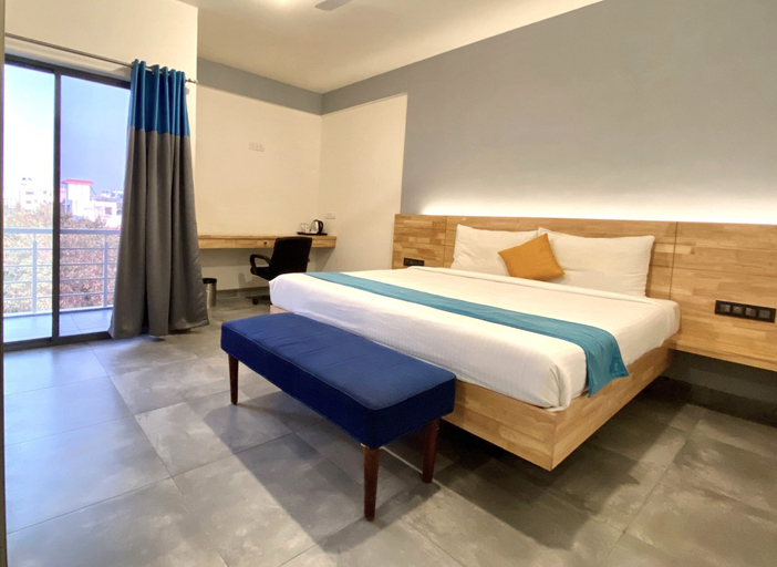 Bedroom, Aura Corporate Suites, Bangalore