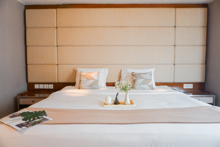 Spacious and Homey 1BR at Talang Betutu Apartment near MRT Station By Travelio, Central Jakarta