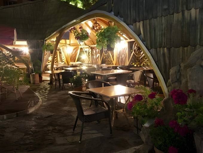 Food & Drinks 5, Hotel Anna, Targu Jiu