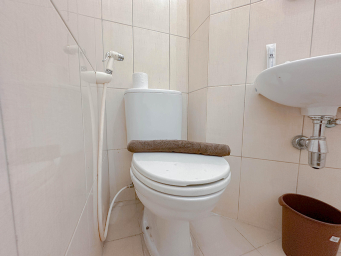 Bathroom 9