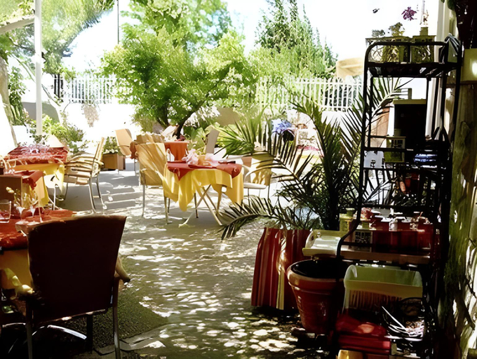 Food & Drinks 4, Logis Hotel la Ferme, Vaucluse