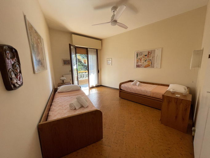 Bedroom 18