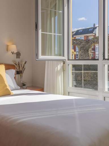 Others 3, Hostal ALBA Lugo, Lugo
