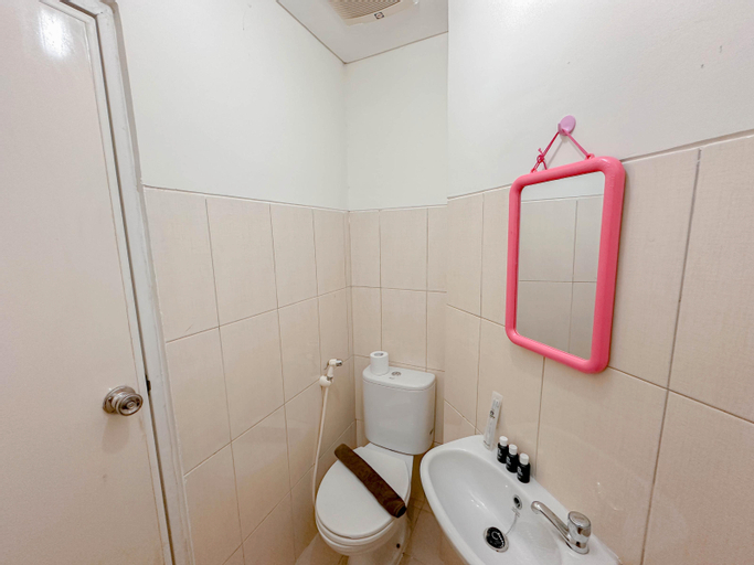 Bathroom 6