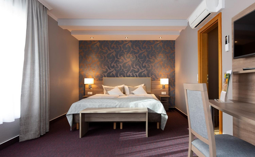 Bedroom 11