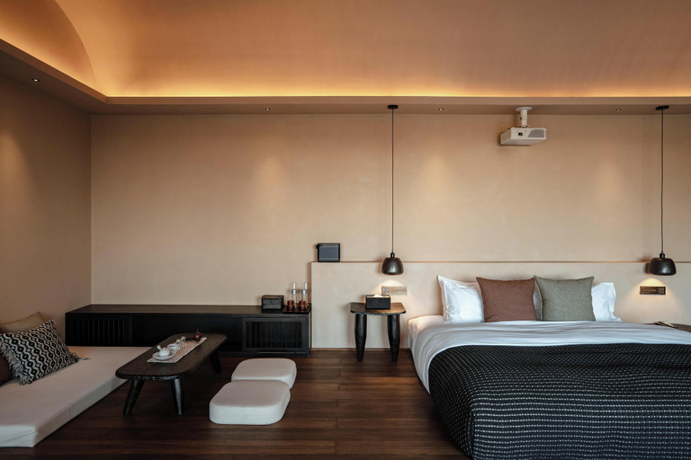 Bedroom 16