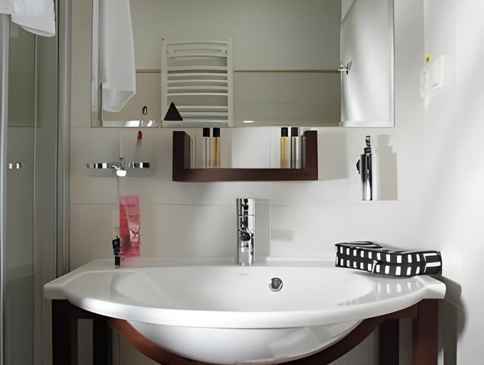 Bathroom 3, Superior Hotel Vantis Riverside, Riga