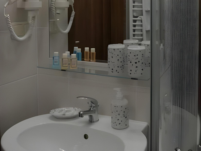 Bathroom 4, Hotel Vesta Centrum Konferencyjno Wypoczynkowe, Żywiec