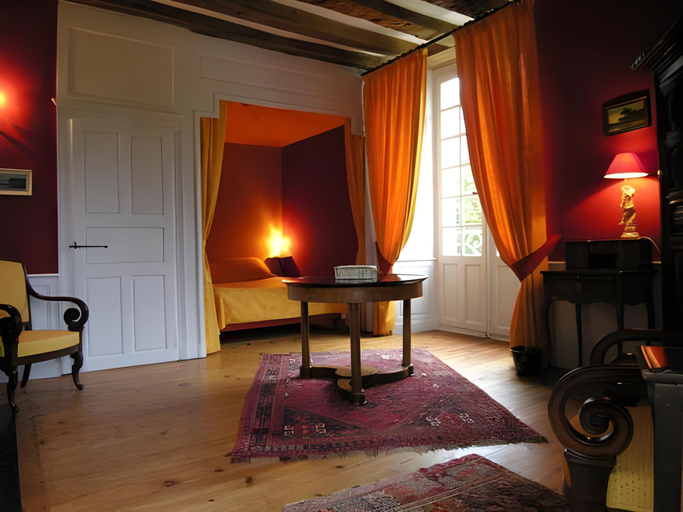 Others 5, Chateau du Plessis - Anjou, Maine-et-Loire
