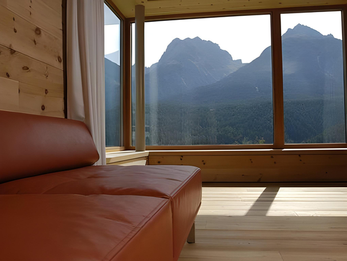 Bedroom 2, Scuol Youth Hostel, Inn
