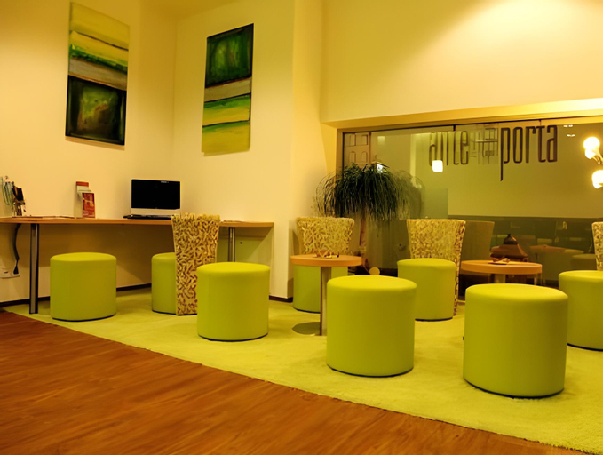 Public Area, ante porta DAS STADTHOTEL, Trier