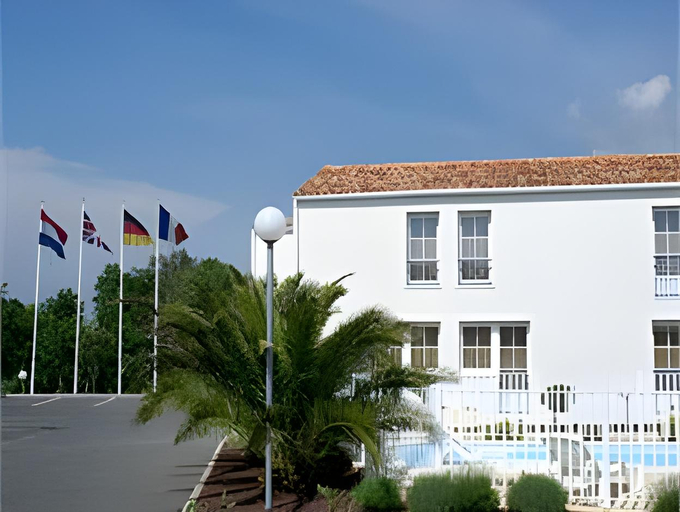 Exterior & Views 1, ibis Styles Marennes-Oléron, Charente-Maritime