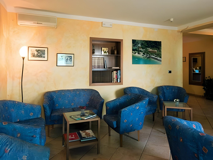 Public Area 2, Albergo Del Garda, Verona