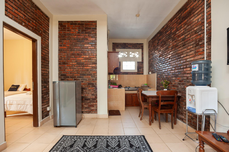 Dining Room 5