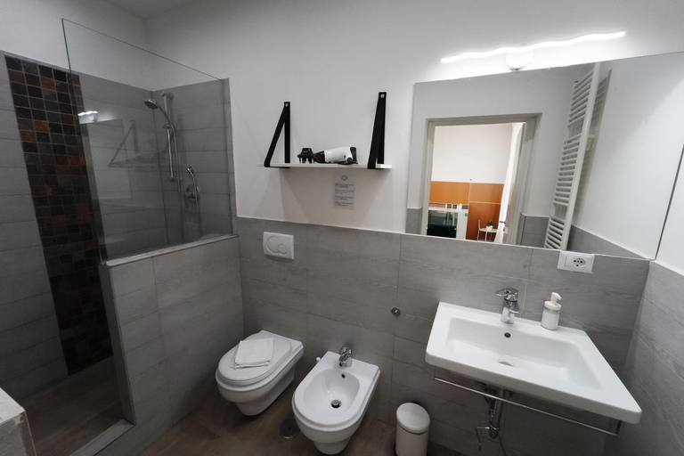 Others 3, Rome Vatican City Whole Apartment 3 Private Rooms, Roma
