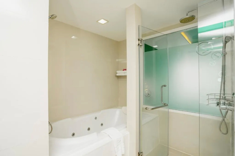 Bathroom 4