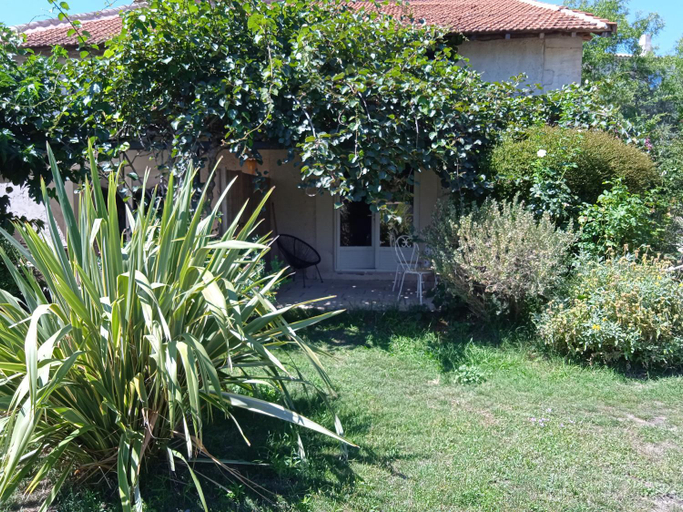 Others 4, Mazet Des Artistes, Bouches-du-Rhône